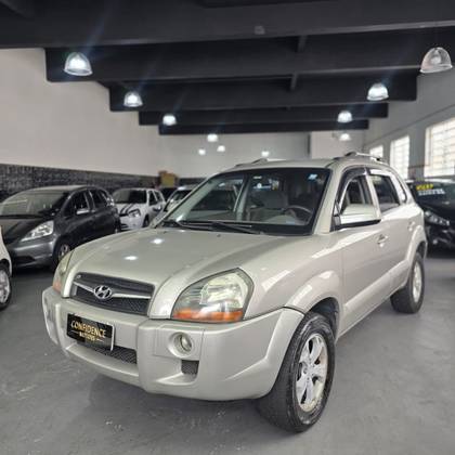 HYUNDAI TUCSON 2.0 MPFI GLS 16V 143CV 2WD GASOLINA 4P AUTOMÁTICO